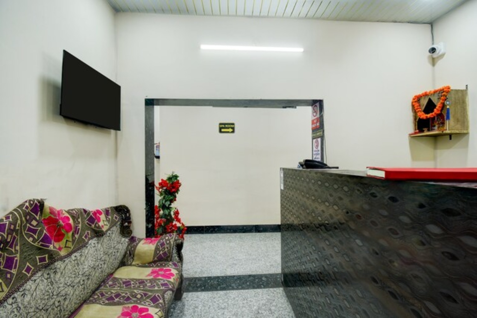 Desert Hotel reception
